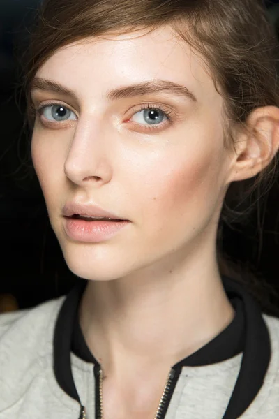 Look 4